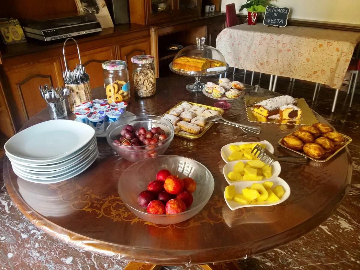レッチェ La Dimora Di Vesta Bed & Breakfast エクステリア 写真